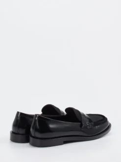 Konstantin Starke – Loafer aus Hochglanzleder Schwarz