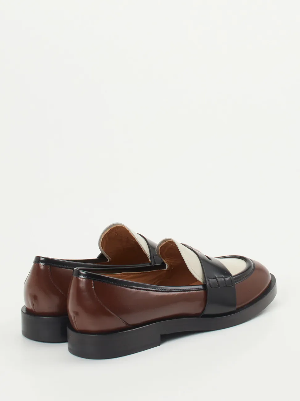 Konstantin Starke – Loafer aus Hochglanzleder kastanienbraun