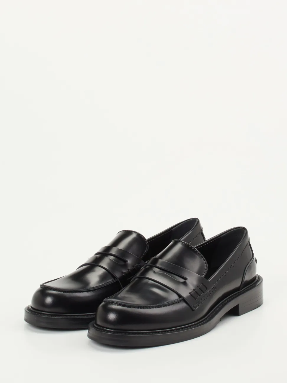 Konstantin Starke – Loafer aus Hochglanzleder Schwarz