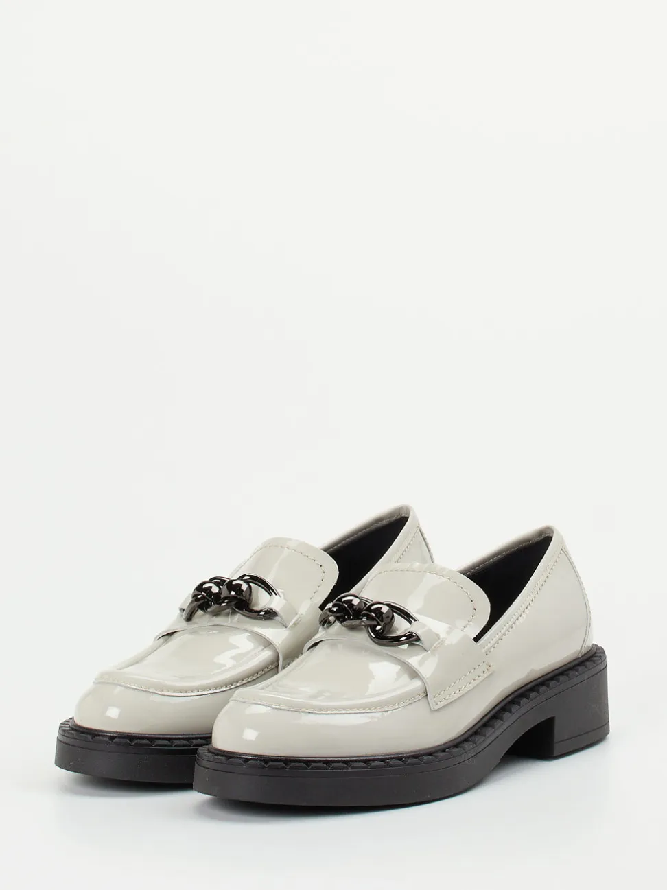 Konstantin Starke – Loafer aus Lackleder cremegrau