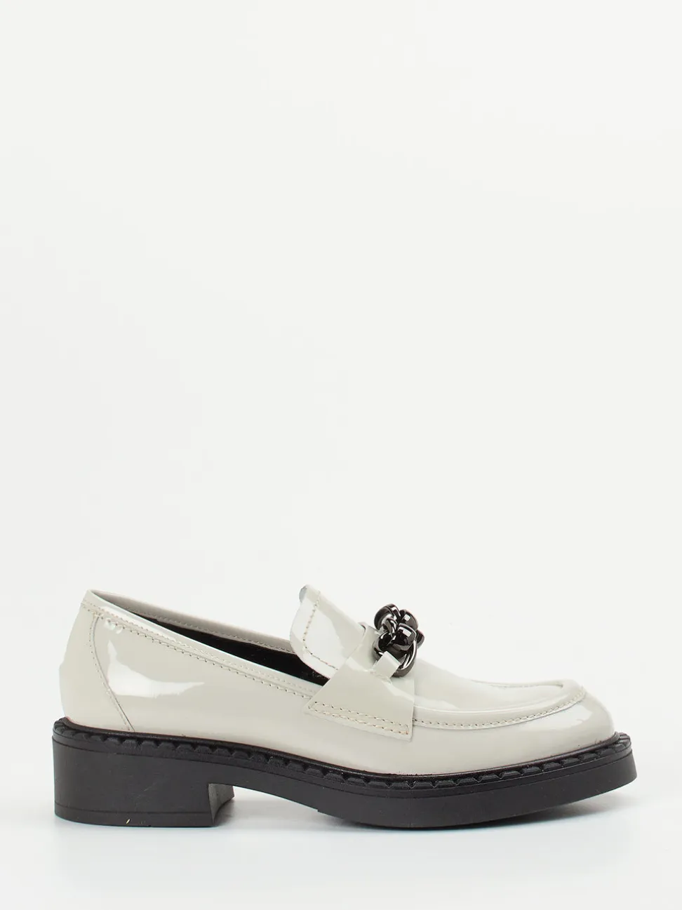 Konstantin Starke – Loafer aus Lackleder cremegrau