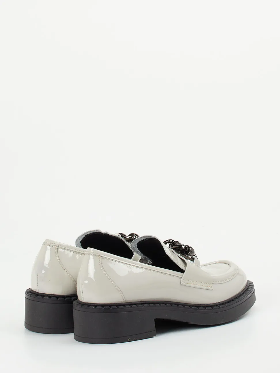 Konstantin Starke – Loafer aus Lackleder cremegrau