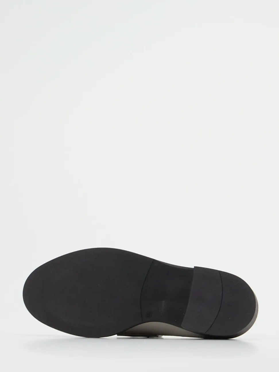 Konstantin Starke – Loafer aus Lackleder cremegrau