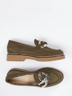 Konstantin Starke – Loafer aus Veloursleder olivgrün