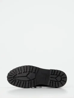 Konstantin Starke – Loafer aus Hochglanzleder schwarz