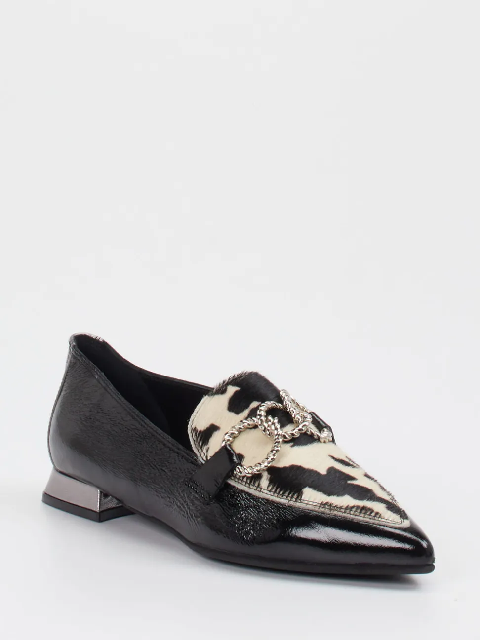 Konstantin Starke – Loafer aus Lackleder mit Animalprint