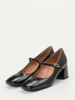 Konstantin Starke – Mary Jane Pumps aus Lackleder Schwarz