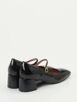 Konstantin Starke – Mary Jane Pumps aus Lackleder Schwarz
