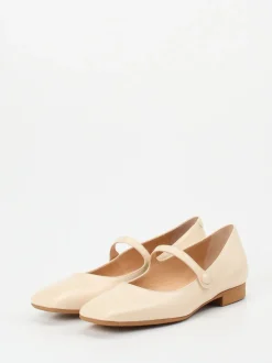 Konstantin Starke – Mary Janes aus Lammleder Beige
