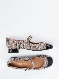 Konstantin Starke – Mary Janes aus Bouclé mit Lackdetail