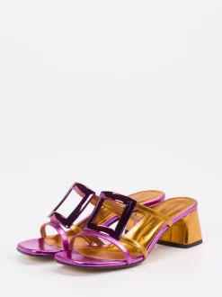 Konstantin Starke – Mules aus Metallicleder Magenta