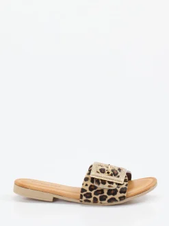Konstantin Starke – Pantolette aus Fell mit Leopardmuster