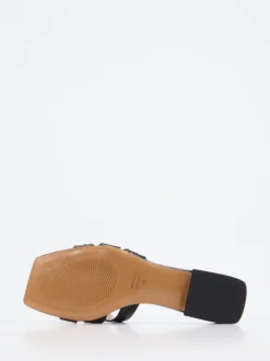Konstantin Starke – Pantolette aus Lackleder Schwarz