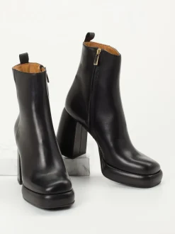 Konstantin Starke – Plateau-Stiefelette aus Kalbleder Schwarz