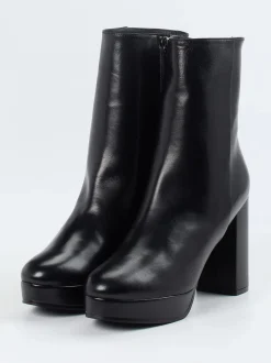 Konstantin Starke – Plateau-Stiefeletten aus Lammleder Schwarz