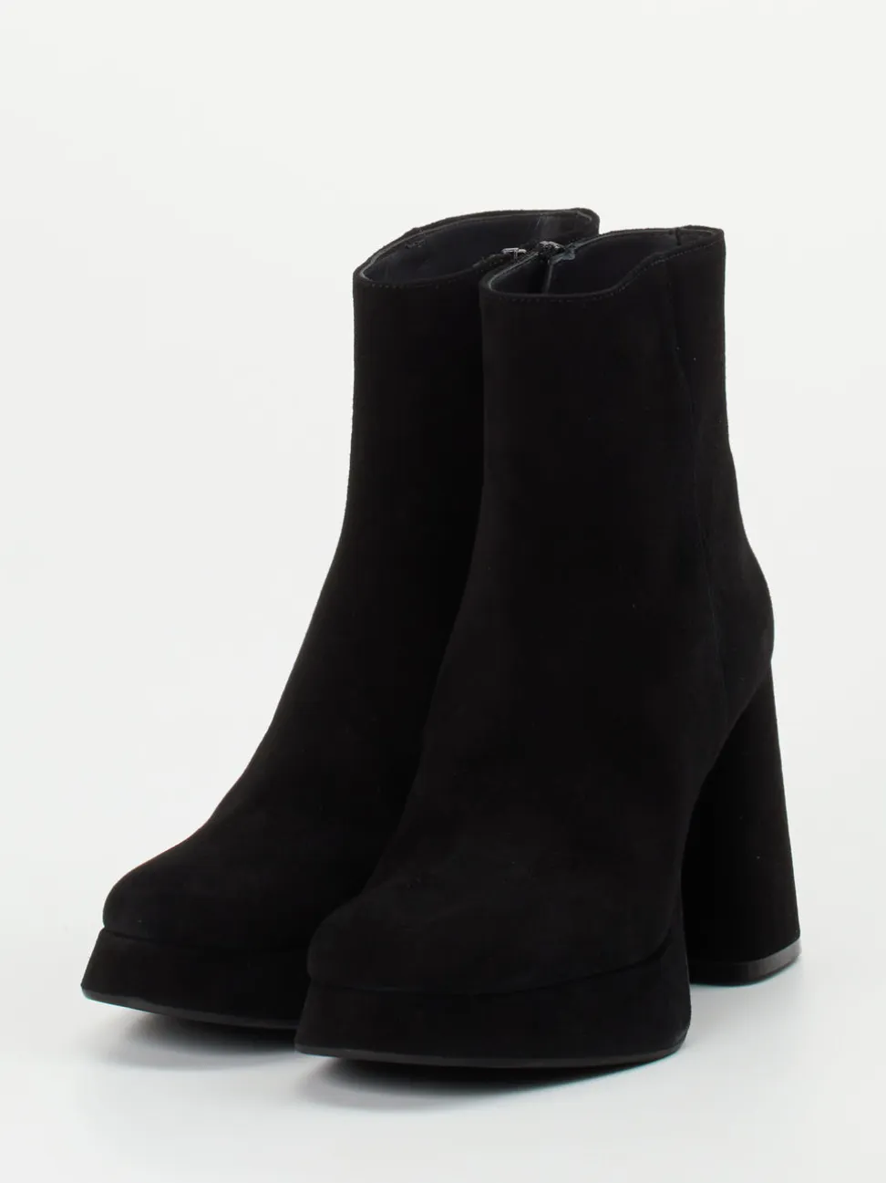 Konstantin Starke – Plateau-Stiefeletten aus Veloursleder Schwarz
