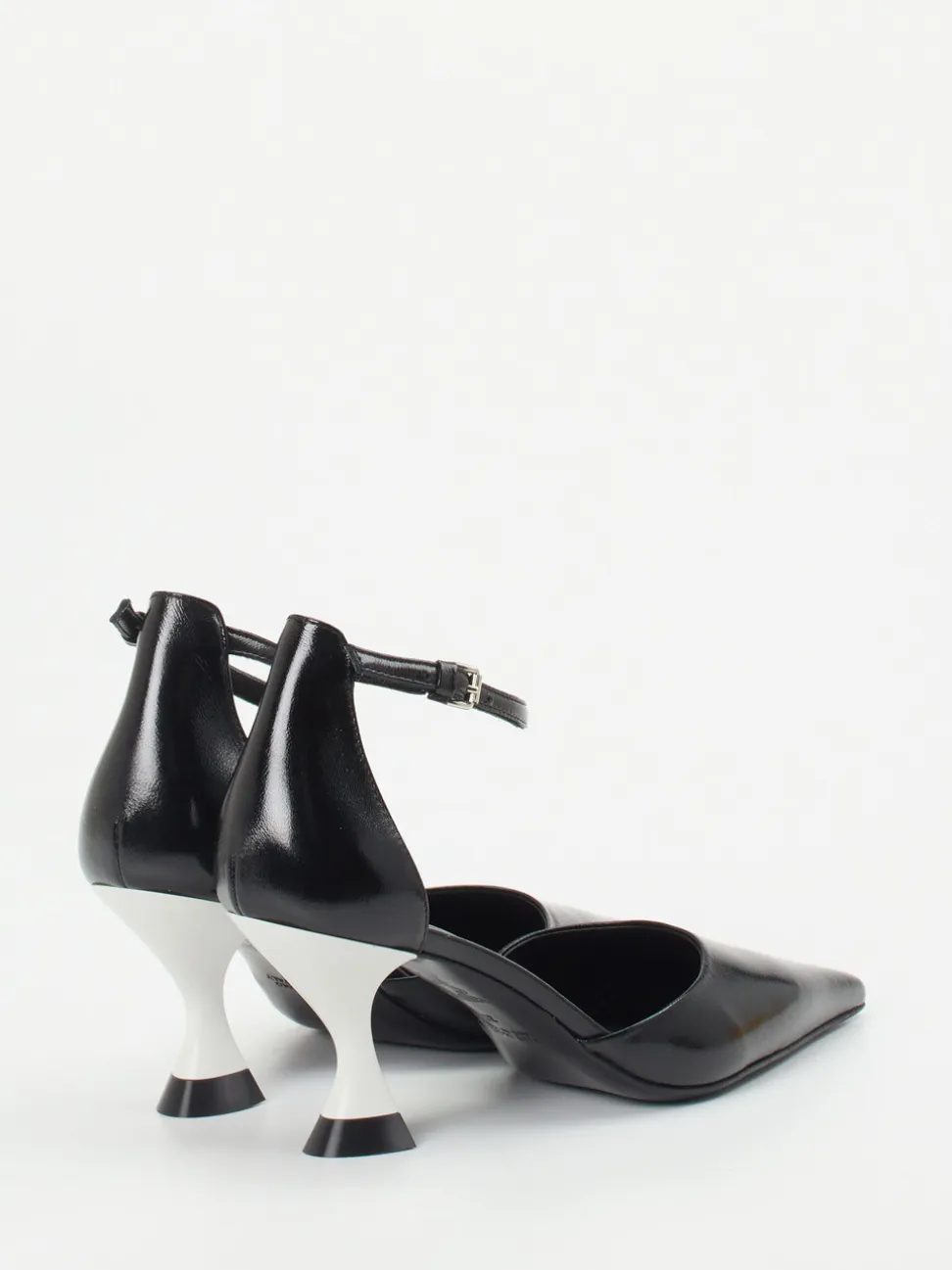 Konstantin Starke – Pumps aus Kalbleder Schwarz