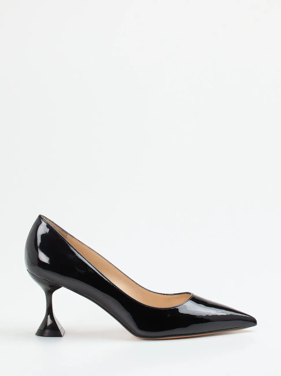 Konstantin Starke – Pumps aus Lackleder schwarz