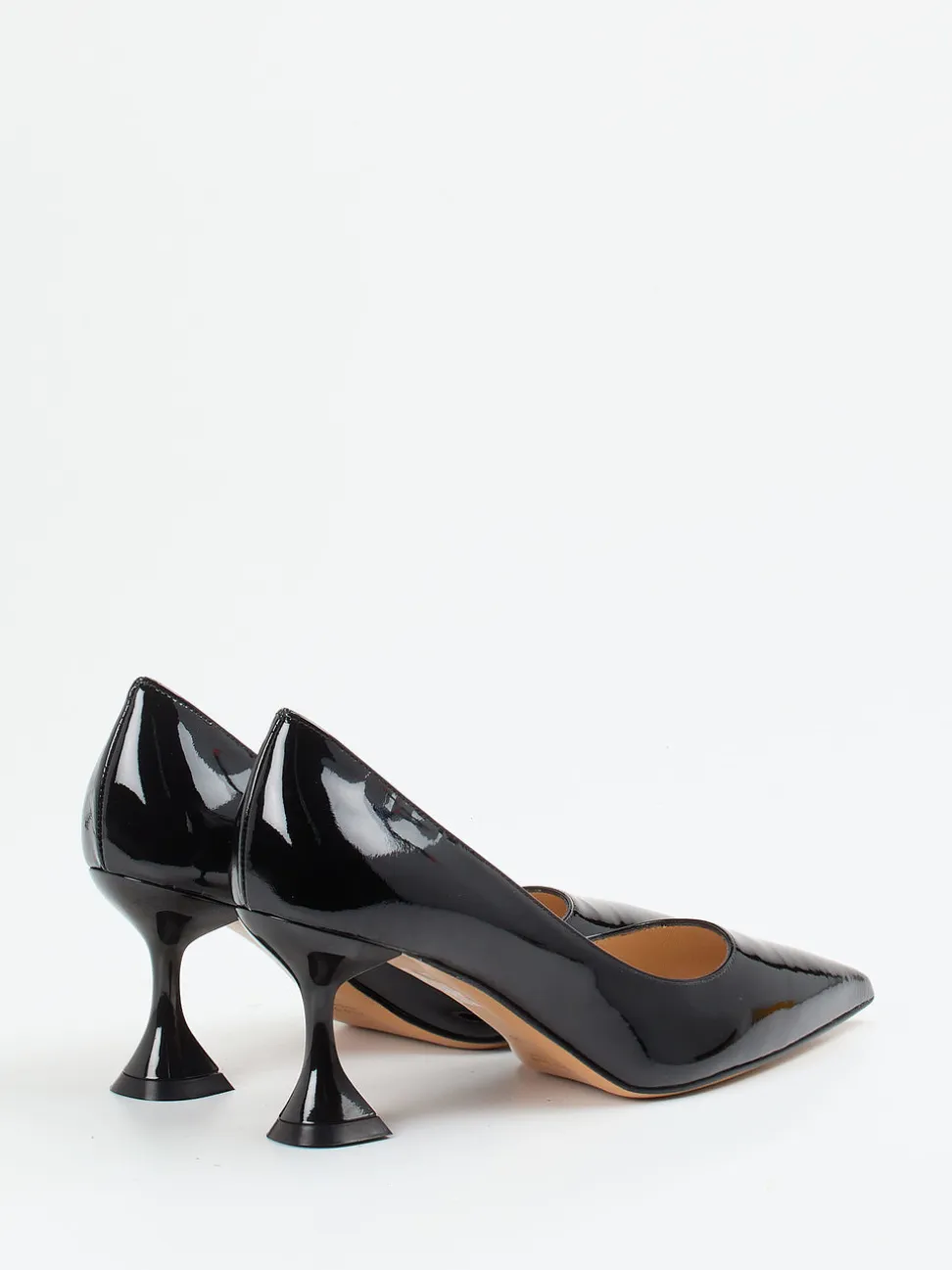 Konstantin Starke – Pumps aus Lackleder schwarz