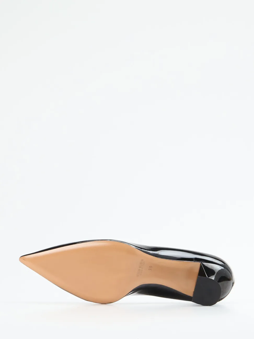 Konstantin Starke – Pumps aus Lackleder schwarz