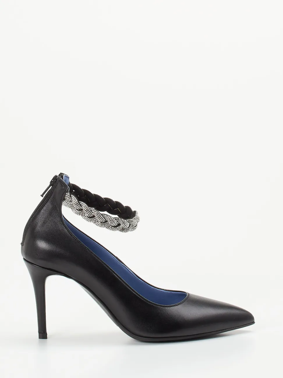 Konstantin Starke – Pumps aus Kalbleder mit Strassriemen