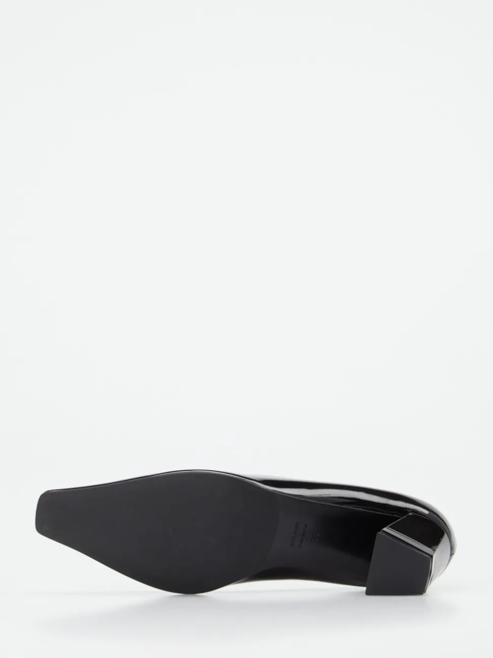 Konstantin Starke – Pumps aus Lackleder Schwarz