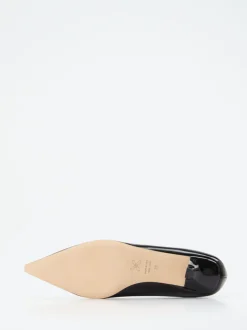 Konstantin Starke – Pumps aus Lackleder Schwarz