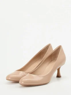 Konstantin Starke – Pumps aus Hochglanzleder in Nude