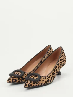 Konstantin Starke – Pumps aus Veloursleder mit Leoprint