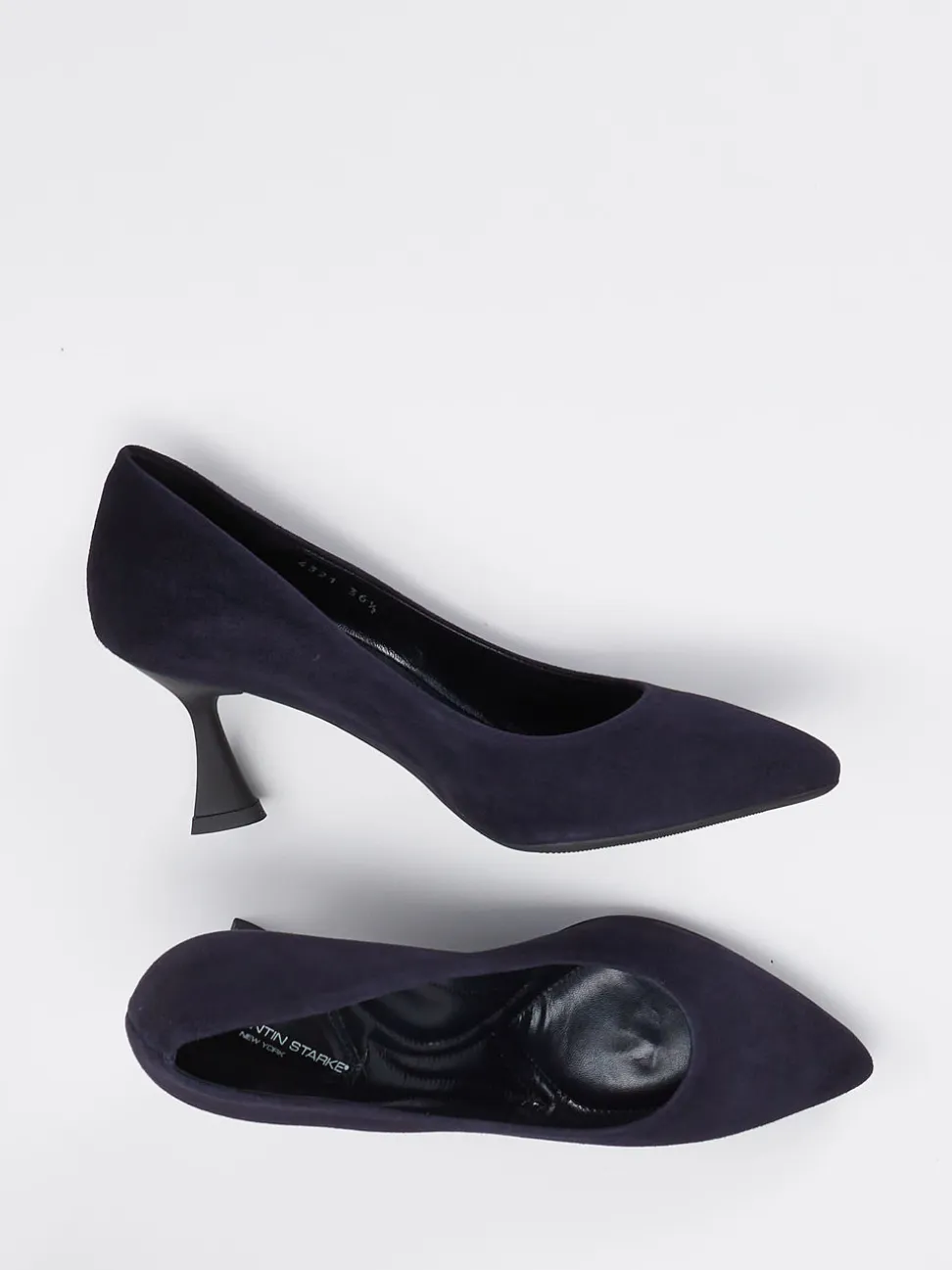 Konstantin Starke – Pumps aus Veloursleder tiefdunkelblau