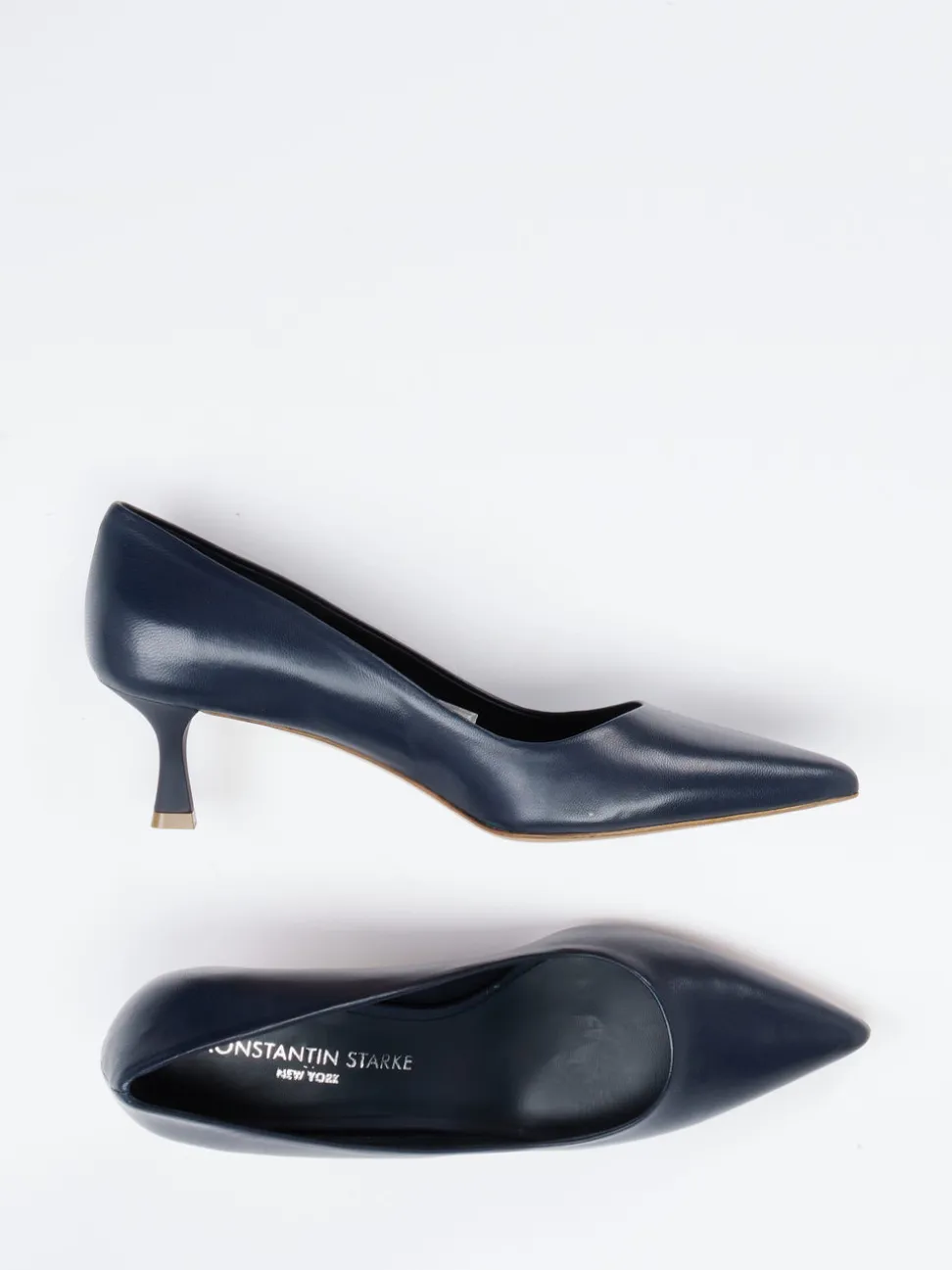 Konstantin Starke – Pumps aus Lackleder in Dunkelblau