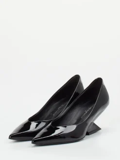 Konstantin Starke – Pumps aus Lackleder Schwarz