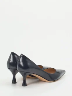 Konstantin Starke – Pumps aus Hochglanzleder in Blau
