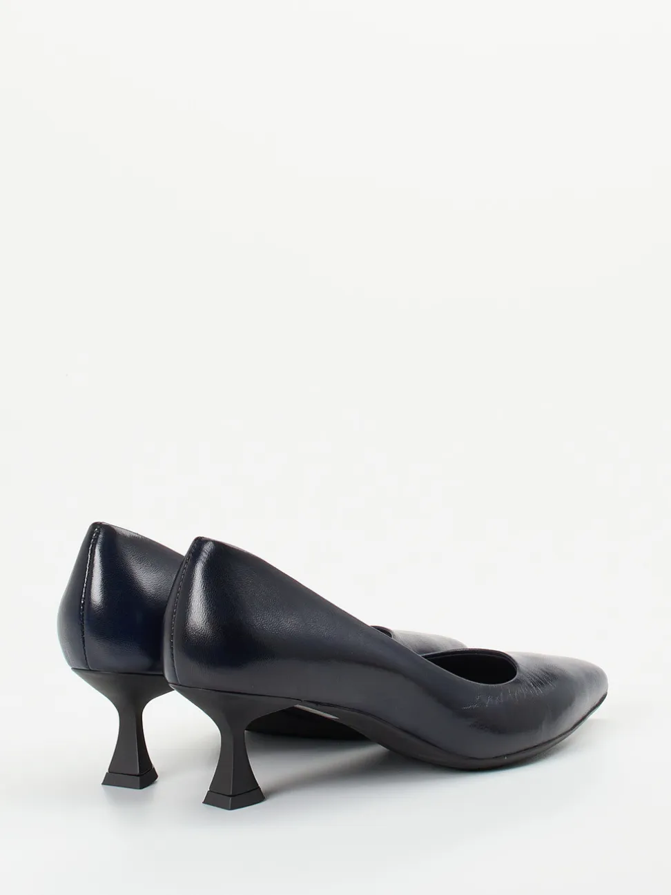 Konstantin Starke – Pumps aus Lammleder in Dunkelblau