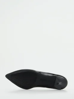 Konstantin Starke – Pumps aus Lackleder Schwarz