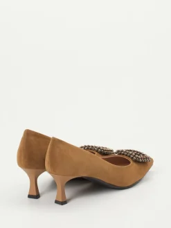 Konstantin Starke – Pumps aus Veloursleder cognac