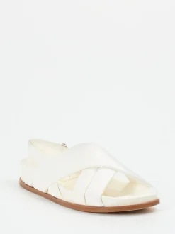 Konstantin Starke – Riemchensandale aus Lammleder Offwhite