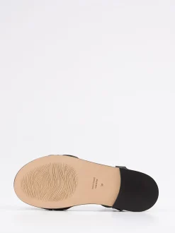 Konstantin Starke – Riemchensandale aus Lammleder schwarz