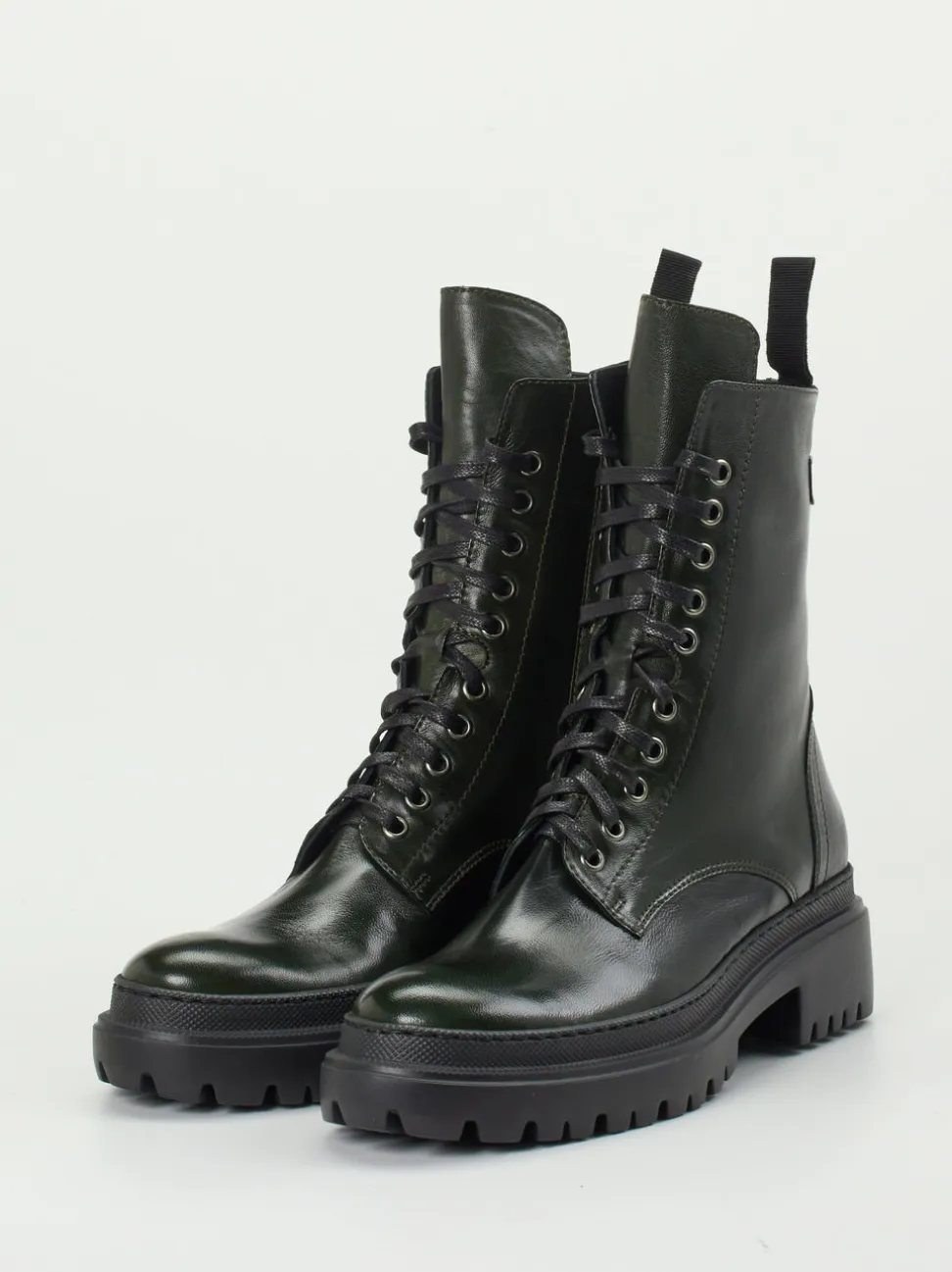 Konstantin Starke – Schnürboots aus Lammleder Dunkeloliv