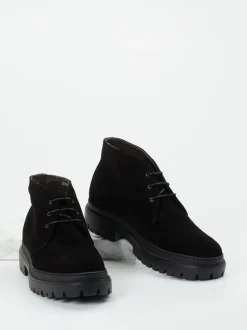 Konstantin Starke – Schnürboots aus Veloursleder Schwarz