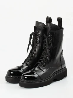 Konstantin Starke – Schnürboots aus Lammleder schwarz