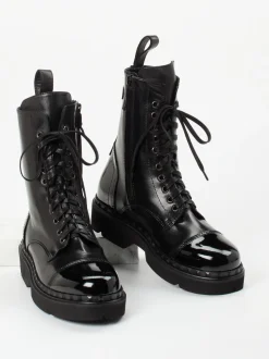Konstantin Starke – Schnürboots aus Lammleder schwarz