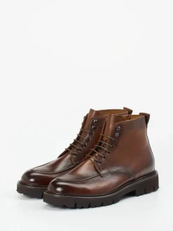 Konstantin Starke – Schnürboots aus Büffelleder Braun