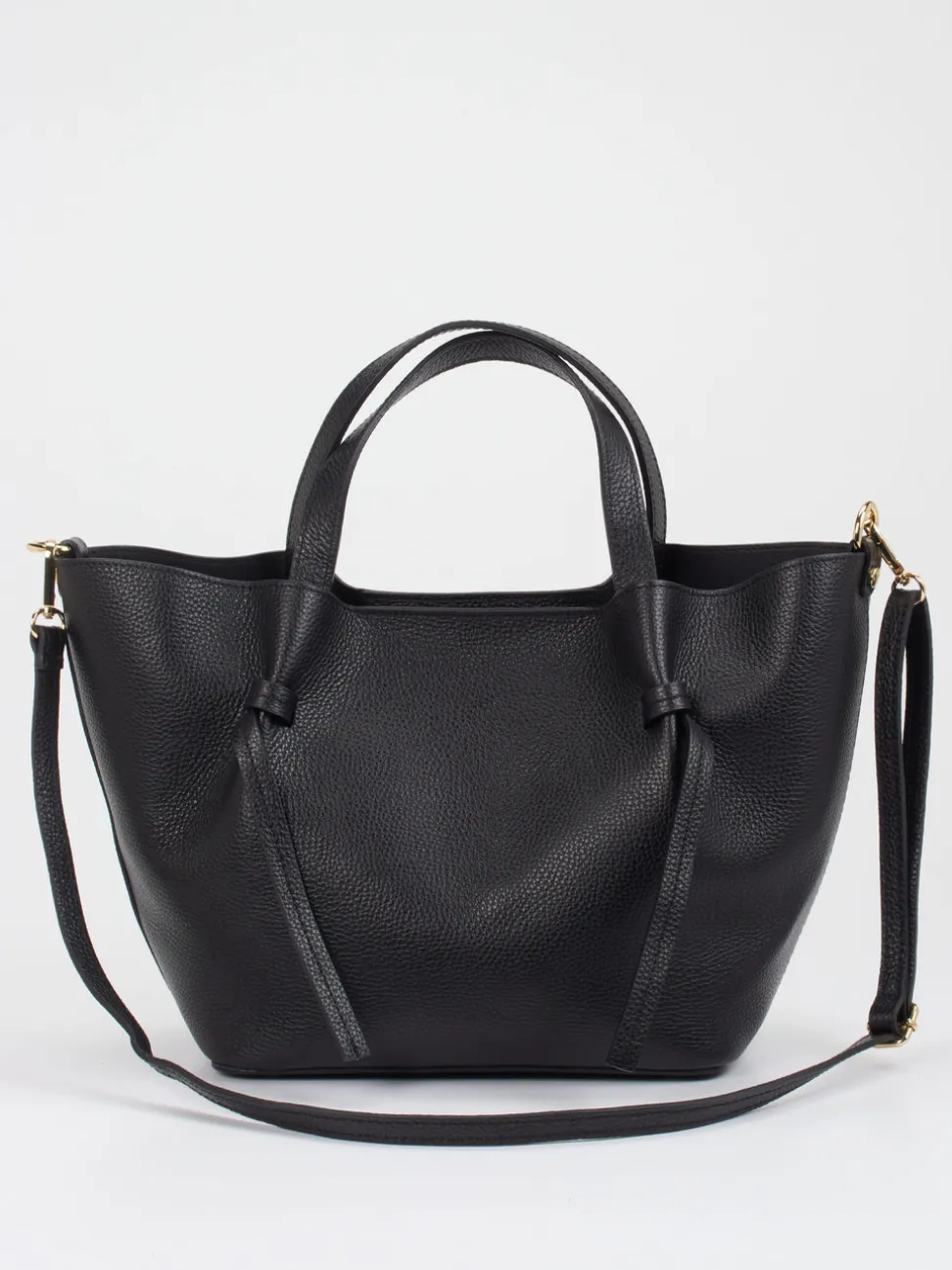 Konstantin Starke – Schultertasche aus Kalbleder schwarz