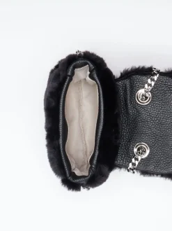 Konstantin Starke – Schultertasche aus Fell schwarz