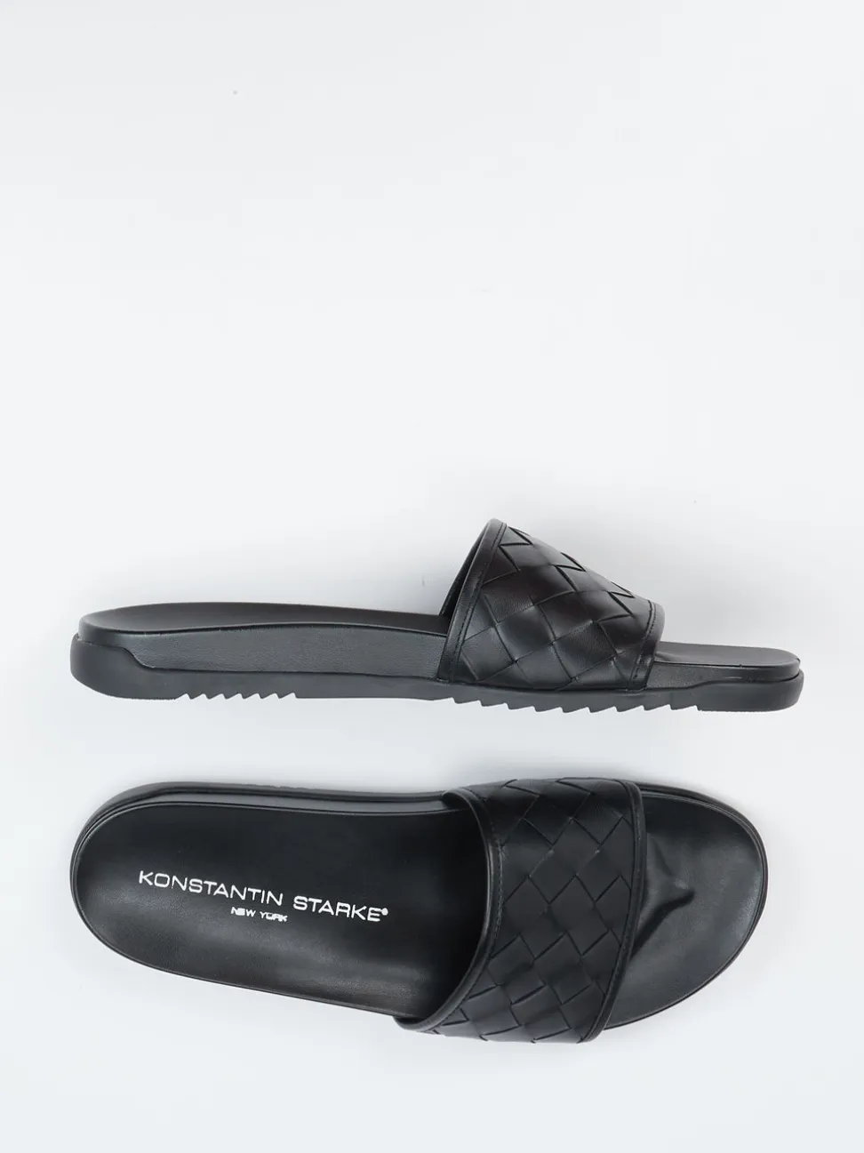 Konstantin Starke – Slides aus Lammleder in Schwarz