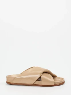 Konstantin Starke – Slides aus Lammleder in Beige