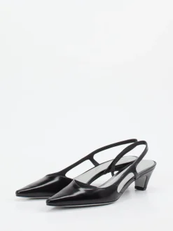 Konstantin Starke – Slingback-Pumps aus Hochglanzleder schwarz