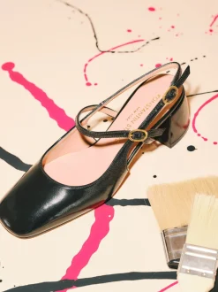 Konstantin Starke – Slingback-Pumps aus Lackleder schwarz