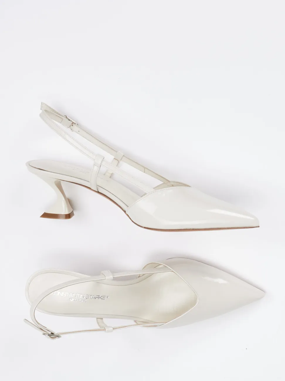 Konstantin Starke – Slingback-Pumps aus Lackleder beige